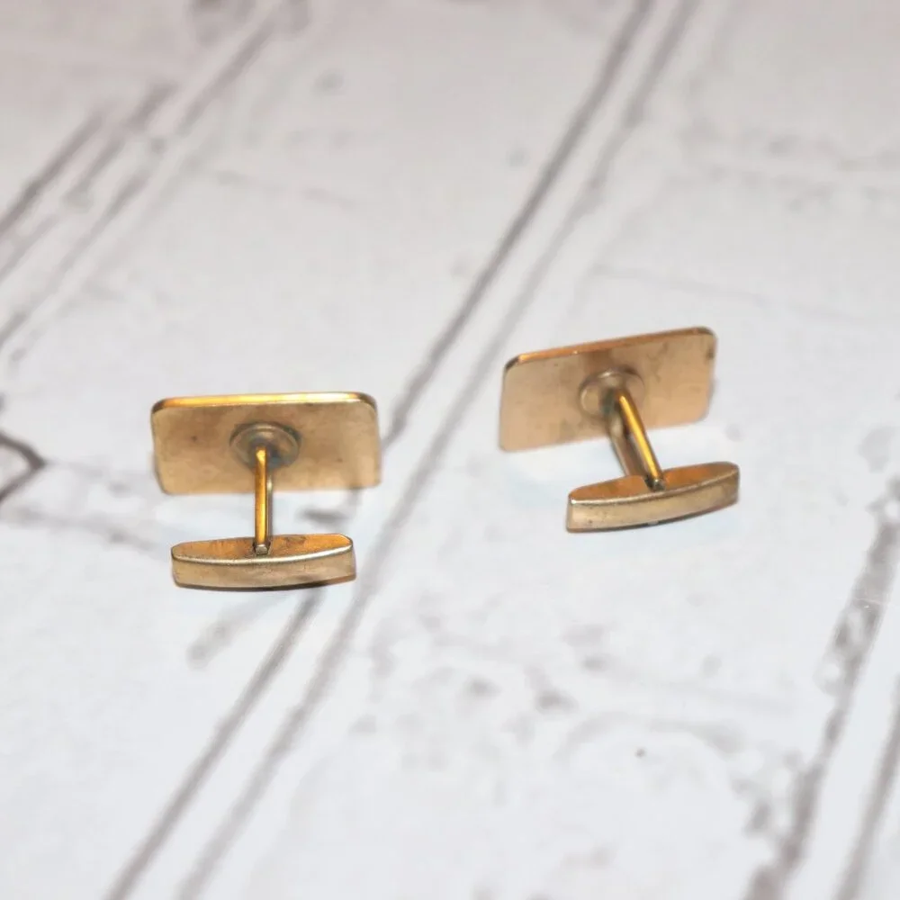 👣✨ Vintage Gold Footprint Cuff Links (1